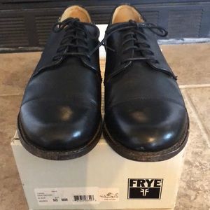 Frye Erin oxfords. Black, size 6B